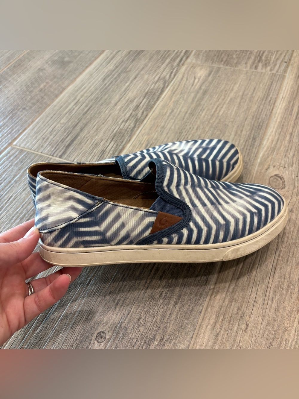 OLUKAI Women's Pehuea Pa'i Slip-On Sneaker Women’s Size 7